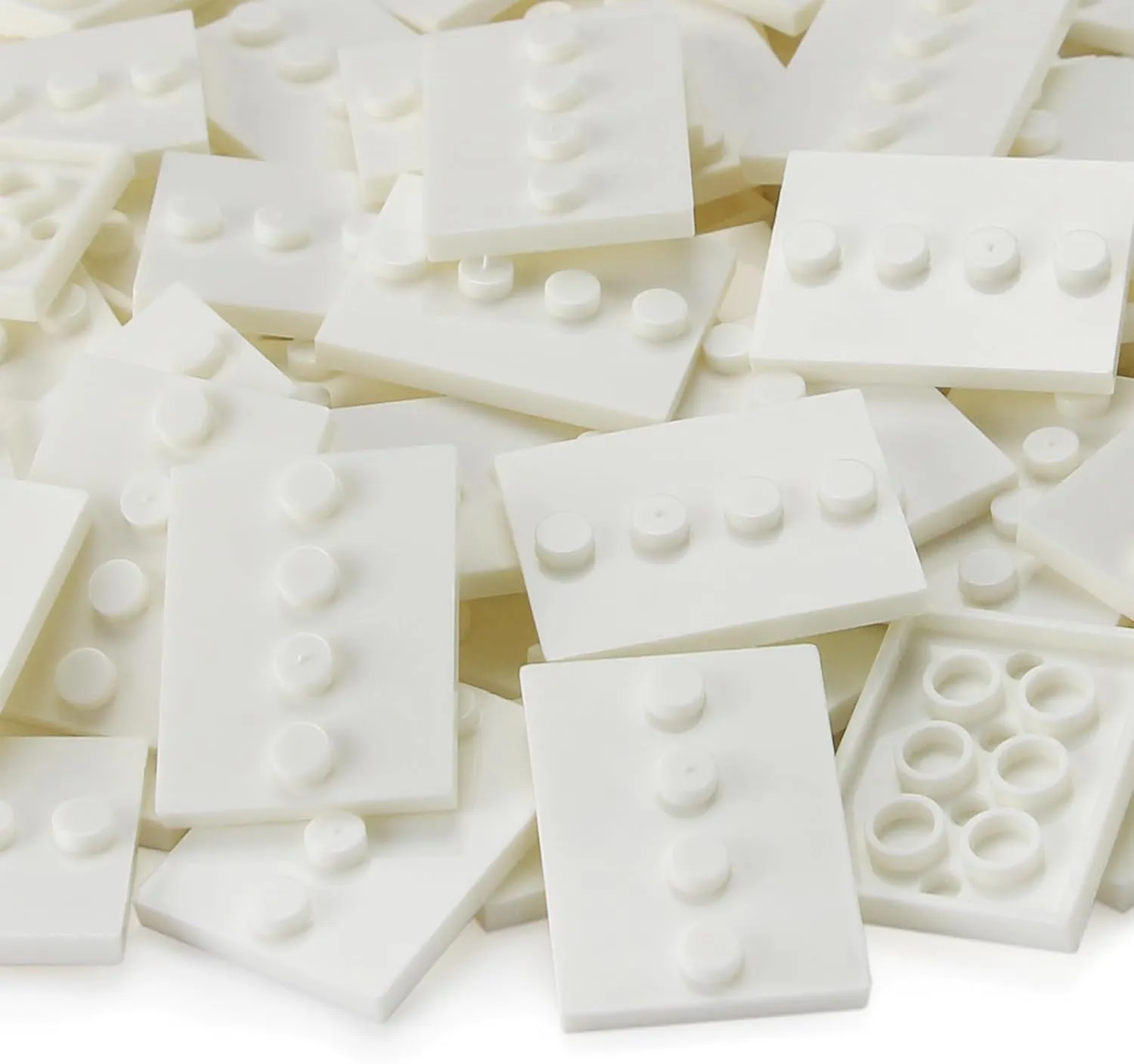 120pcs Plates Parts White Tile Modified 3x4 with 4 Studs in Center Compatible with Figure Display Base Collector Pack Set 88646