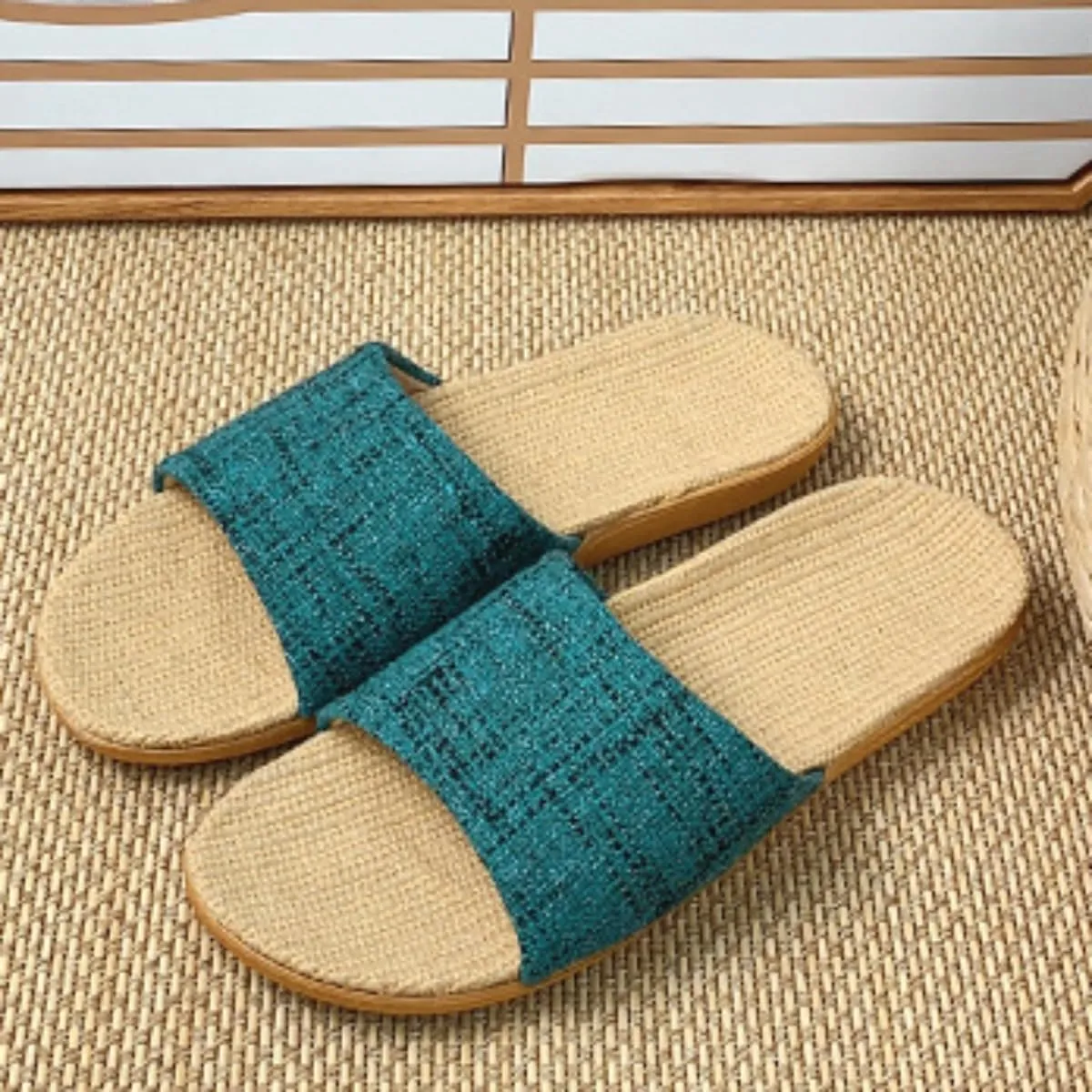Linen Slippers for Women Men Summer Home Slippers Indoor Soft Sole Anti-Slip and Wear-Resistant Couple Slippers Open Toe Breathable House Shoes
