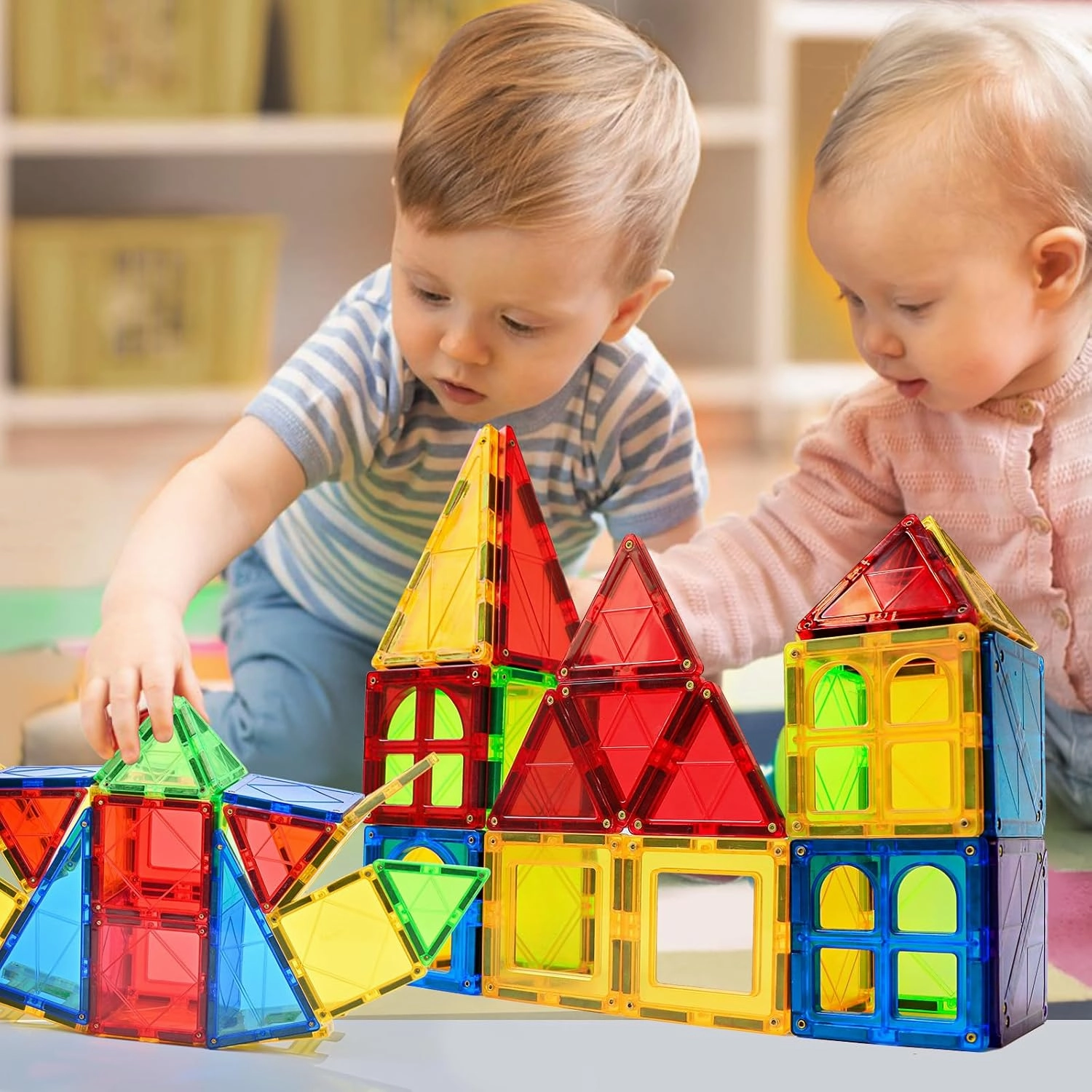 Magnetic Tiles Toys for Kids Preschool Learning, Magnetic Blocks Sensory Montessori Toys Set All Pieces with Magnets, Ideal STEM Educational Construction Gifts for 3  Year Old Boys and Girls 32PCS