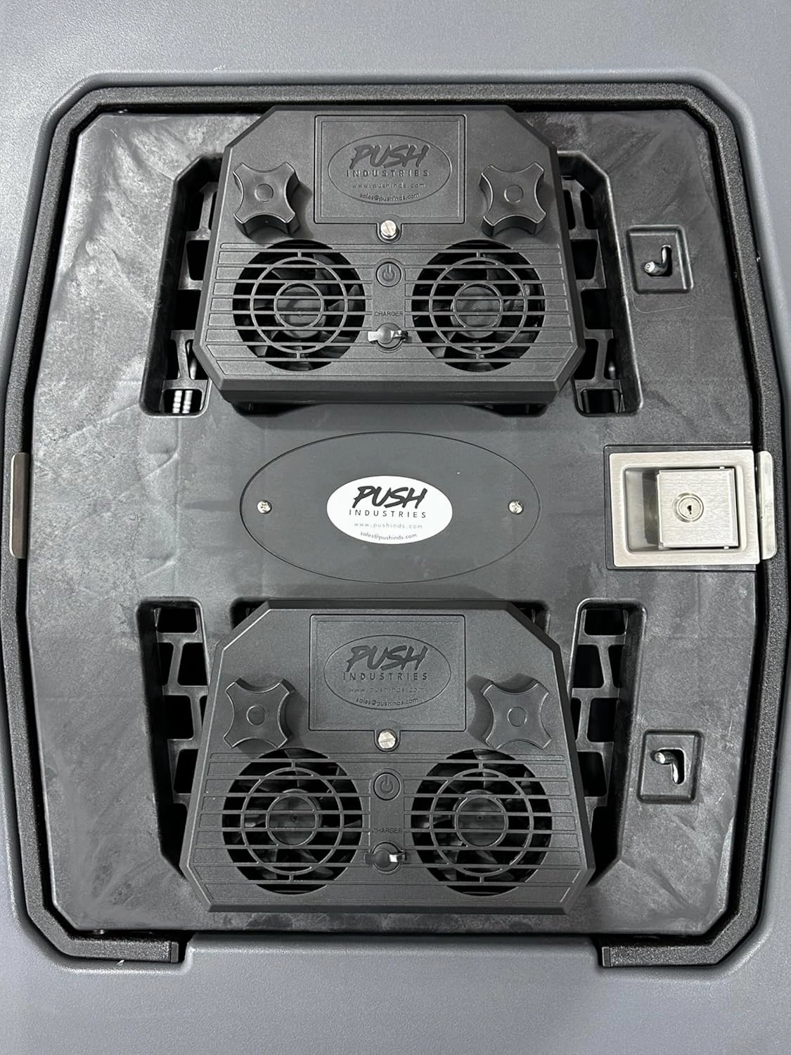 Push Industries 901.901 Vortex Kennel & Crate Fan Powered by 120V or Inc. Rechargable Battery - Multi Speed (Standard - 2 Pack)