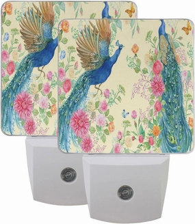 susiyo 2 Pack Plug-in Night Light，Embroidery Peacocks LED Night Lights with Auto Dusk to Dawn Sensor Nightlights for Bedroom Kids Room Kitchen Bathroom Stairway Hallway