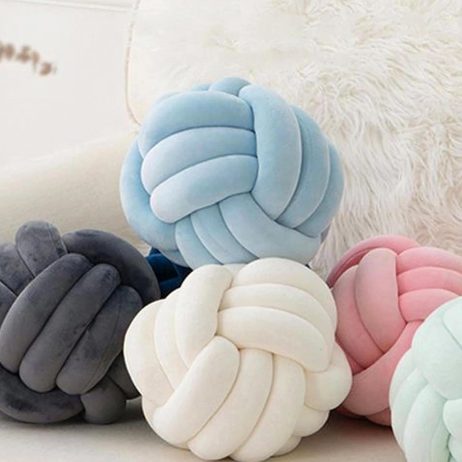Velvet Chunky Bulky Giant Arm Knitting Yarn, Super Soft Jumbo Tube Weight, Fluffy DIY Crochet Hand Making Washable Yarn for Blanket, Pet Bed, Rugs, Pillow (1.1lb-Light Blue)