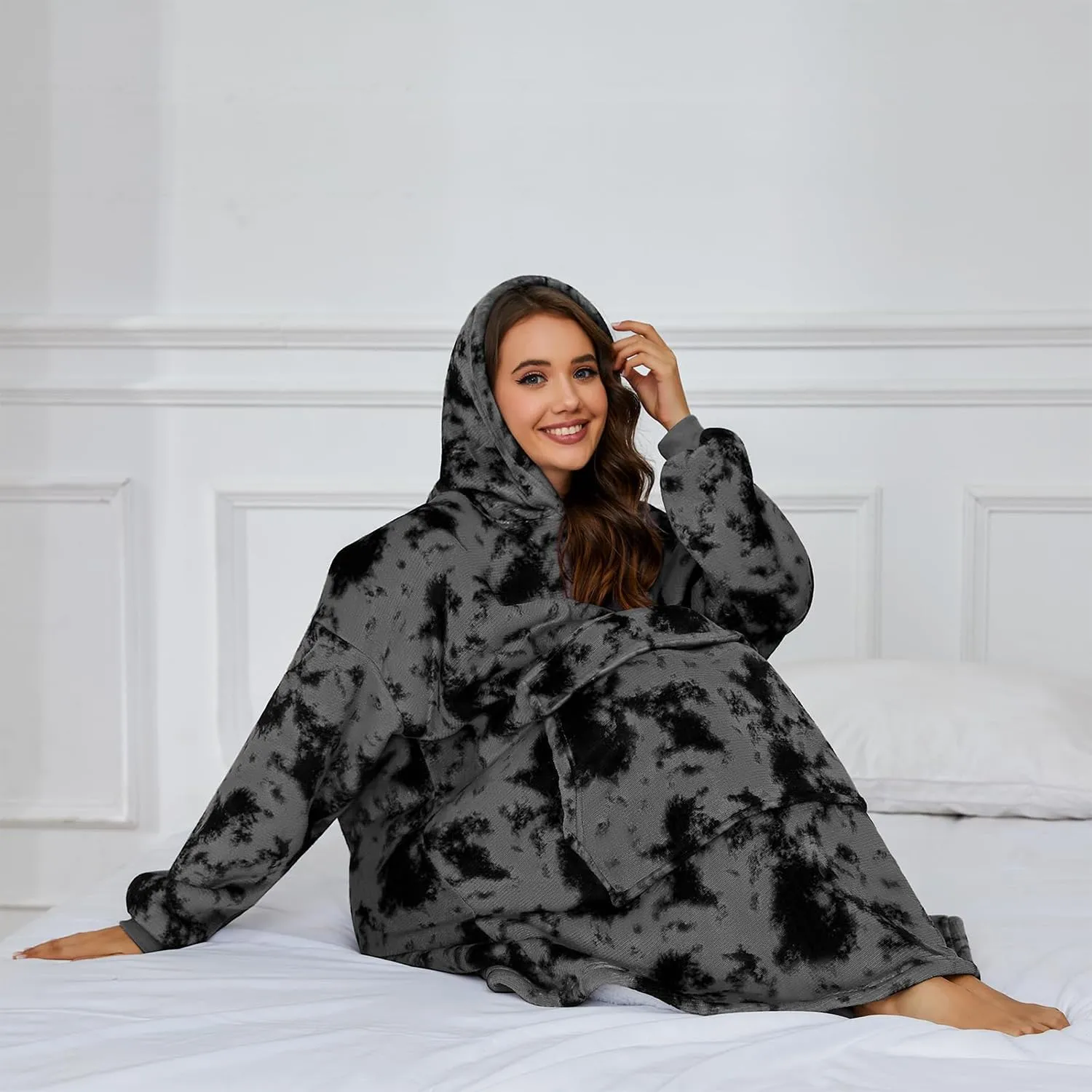 Wearable Blanket Hoodie, Oversized Sweatshirt Blanket Sleeves, Warm & Cozy Hooded Blanket Gifts for Women Men
